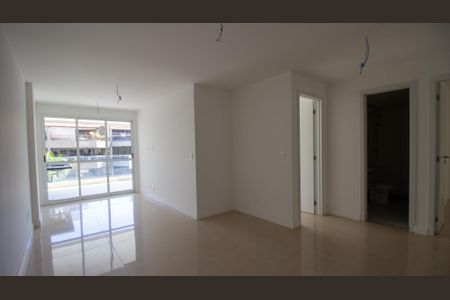 Sala de apartamento à venda com 2 quartos, 91m² em Recreio dos Bandeirantes, Rio de Janeiro