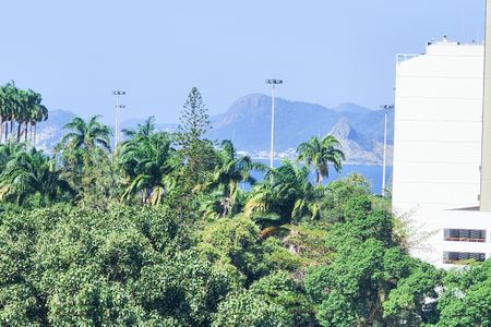 Vista da Sala de apartamento para alugar com 1 quarto, 80m² em Catete, Rio de Janeiro