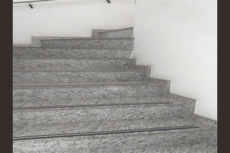 Casa à venda com 115m², 2 quartos e 2 vagas