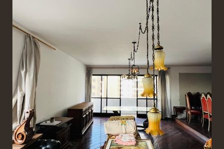 Apartamento à venda com 3 quartos, 220m² em Higienópolis, São Paulo