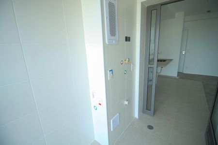 Apartamento à venda com 83m², 2 quartos e 1 vaga Apartamento à venda com 83m², 2 quartos e 1 vagaVaranda Cozinha