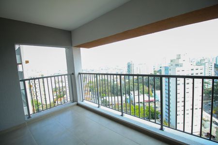 Apartamento à venda com 83m², 2 quartos e 1 vaga Apartamento à venda com 83m², 2 quartos e 1 vagaVaranda Sala