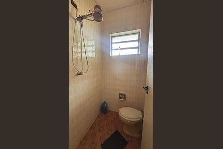 Casa à venda com 283m², 3 quartos e 5 vagas Casa à venda com 283m², 3 quartos e 5 vagasBanheiro - Garagem