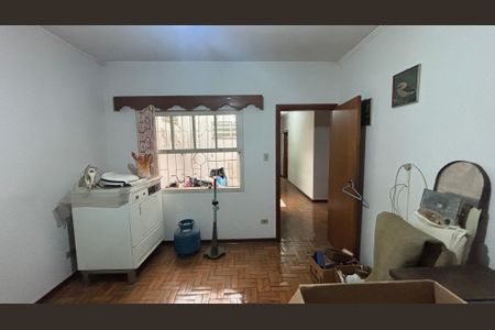 Casa à venda com 283m², 3 quartos e 5 vagas Casa à venda com 283m², 3 quartos e 5 vagasQuarto 2