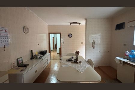 Casa à venda com 283m², 3 quartos e 5 vagas Casa à venda com 283m², 3 quartos e 5 vagasCozinha