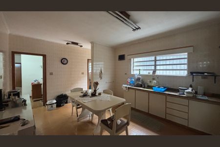Casa à venda com 283m², 3 quartos e 5 vagas Casa à venda com 283m², 3 quartos e 5 vagasCozinha