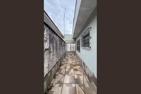 Casa à venda com 283m², 3 quartos e 5 vagas Casa à venda com 283m², 3 quartos e 5 vagasCorredor