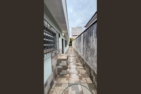 Casa à venda com 283m², 3 quartos e 5 vagas Casa à venda com 283m², 3 quartos e 5 vagasCorredor