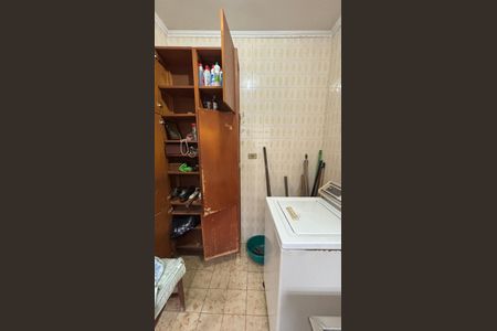 Casa à venda com 283m², 3 quartos e 5 vagas Casa à venda com 283m², 3 quartos e 5 vagasÁrea de Serviço