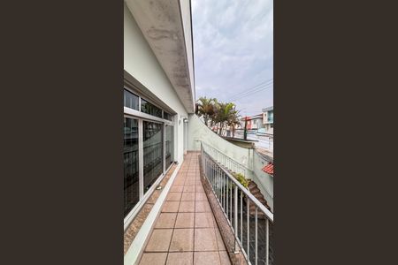 Casa à venda com 283m², 3 quartos e 5 vagas Casa à venda com 283m², 3 quartos e 5 vagasEntrada