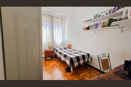Apartamento à venda com 112m², 3 quartos e 1 vaga Apartamento à venda com 112m², 3 quartos e 1 vagaQuarto 2