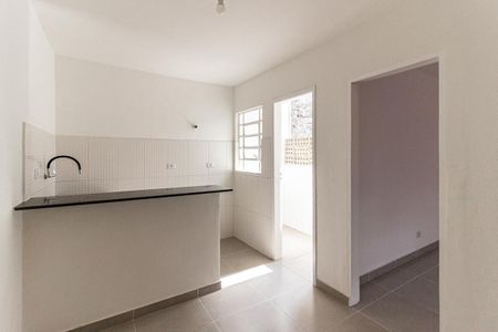 Casa de condomínio para alugar com 40m², 1 quarto e sem vagaSala