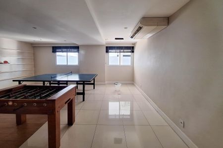 Apartamento à venda com 84m², 2 quartos e 1 vaga Apartamento à venda com 84m², 2 quartos e 1 vagaÁrea comum