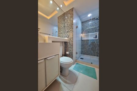 Apartamento à venda com 84m², 2 quartos e 1 vaga Apartamento à venda com 84m², 2 quartos e 1 vagaBanheiro