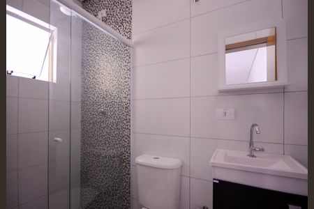 Banheiro de casa para alugar com 1 quarto, 40m² em Sacoma, São Paulo