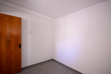 Quarto de casa para alugar com 1 quarto, 40m² em Sacoma, São Paulo