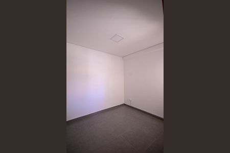 Quarto de casa para alugar com 1 quarto, 40m² em Sacoma, São Paulo