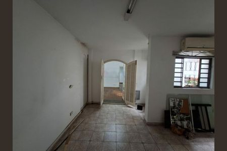 Casa à venda com 175m², 4 quartos e 1 vaga