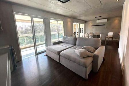 Apartamento à venda com 3 quartos, 142m² em Parque do Morumbi, São Paulo
