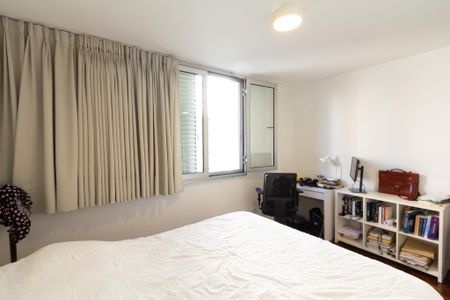 Apartamento à venda com 158m², 3 quartos e 1 vaga Apartamento à venda com 158m², 3 quartos e 1 vagaSuíte
