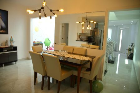 Casa à venda com 140m², 3 quartos e 2 vagasCozinha