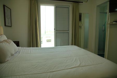 Casa à venda com 140m², 3 quartos e 2 vagasSuíte