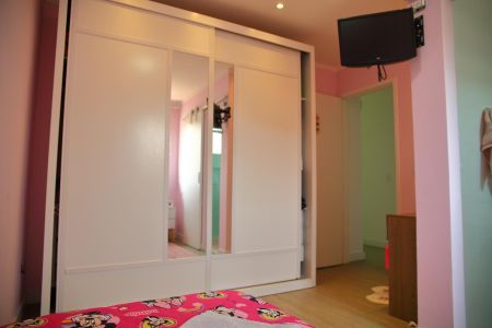 Casa à venda com 140m², 3 quartos e 2 vagasBanheiro Suíte 2