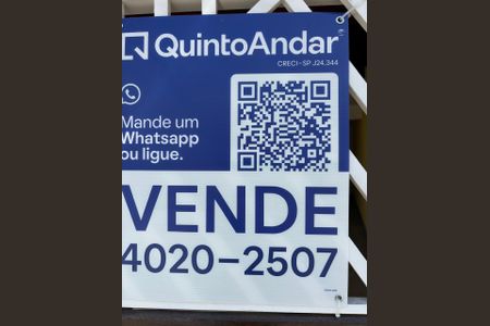 Casa à venda com 140m², 3 quartos e 2 vagas Casa à venda com 140m², 3 quartos e 2 vagasPlaquinha