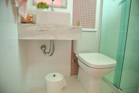 Casa à venda com 140m², 3 quartos e 2 vagasBanheiro Suíte 2