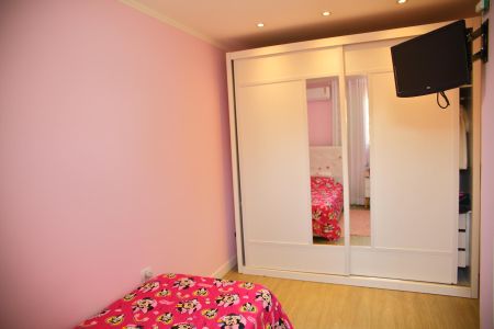 Casa à venda com 140m², 3 quartos e 2 vagasSuíte 2