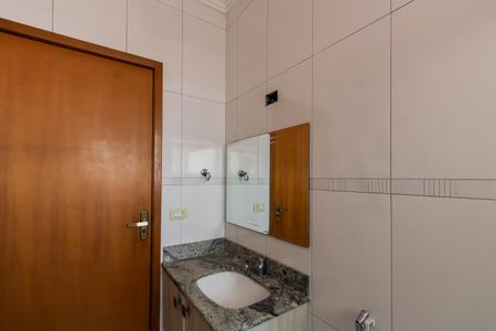 Casa à venda com 148m², 3 quartos e 4 vagasBanheiro da Suíte 2