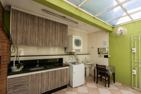 Casa à venda com 148m², 3 quartos e 4 vagasÁrea de Serviço