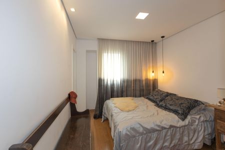 Apartamento para alugar com 148m², 3 quartos e 2 vagas Apartamento para alugar com 148m², 3 quartos e 2 vagasSuíte
