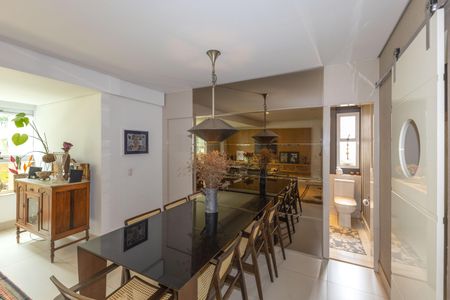 Apartamento para alugar com 148m², 3 quartos e 2 vagas Apartamento para alugar com 148m², 3 quartos e 2 vagasSala de Jantar