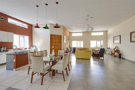 Casa à venda com 5 quartos, 265m² em Interlagos, São Paulo