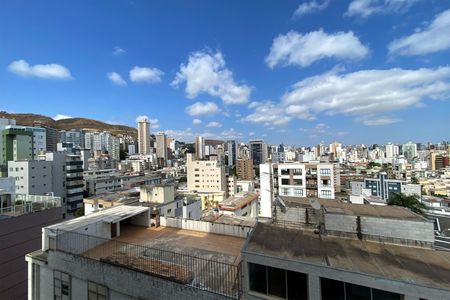Apartamento à venda com 150m², 4 quartos e 4 vagas Apartamento à venda com 150m², 4 quartos e 4 vagasVista da Varanda