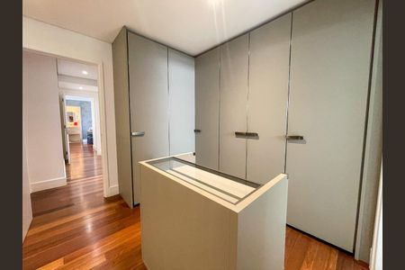 Apartamento à venda com 170m², 3 quartos e 3 vagas Apartamento à venda com 170m², 3 quartos e 3 vagasFoto 16