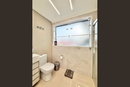 Casa à venda com 700m², 4 quartos e 6 vagas