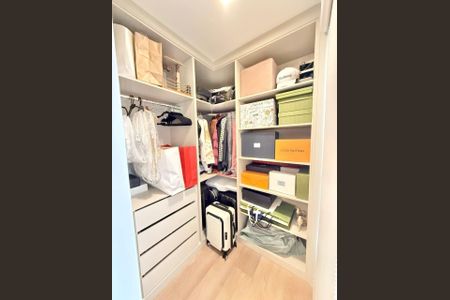 Casa à venda com 700m², 4 quartos e 6 vagas