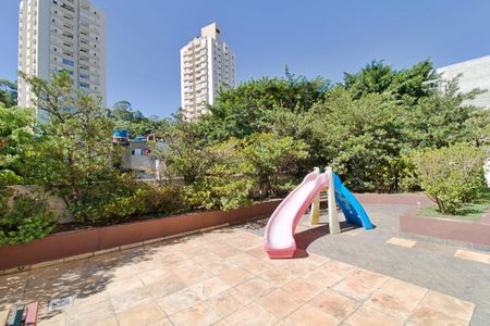 Apartamento à venda com 63m², 2 quartos e 2 vagas Apartamento à venda com 63m², 2 quartos e 2 vagasÁrea comum - Playground