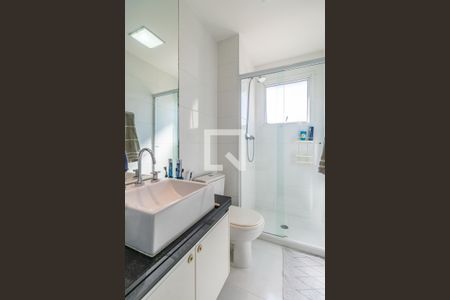 Apartamento à venda com 107m², 2 quartos e 2 vagasBanheiro