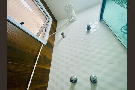 Apartamento à venda com 105m², 3 quartos e 1 vaga Apartamento à venda com 105m², 3 quartos e 1 vagaBanheiro 2