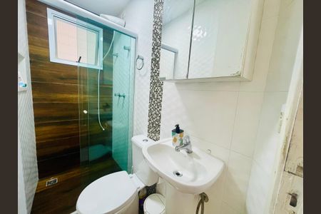 Apartamento à venda com 105m², 3 quartos e 1 vaga Apartamento à venda com 105m², 3 quartos e 1 vagaBanheiro 2