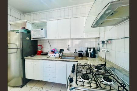 Apartamento à venda com 105m², 3 quartos e 1 vaga Apartamento à venda com 105m², 3 quartos e 1 vagaCozinha