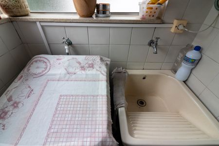 Apartamento à venda com 67m², 3 quartos e 2 vagas Apartamento à venda com 67m², 3 quartos e 2 vagasÁrea de Serviço