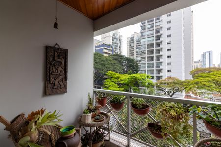 Varanda de apartamento à venda com 3 quartos, 67m² em Moema, São Paulo