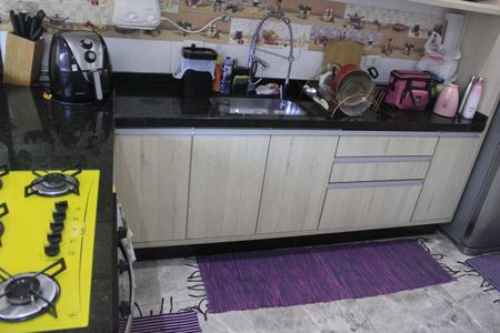 Apartamento à venda com 120m², 2 quartos e 2 vagasCozinha