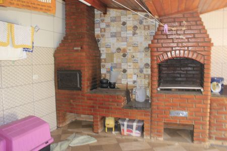 Apartamento à venda com 120m², 2 quartos e 2 vagasQuintal com lavanderia e churrasqueira