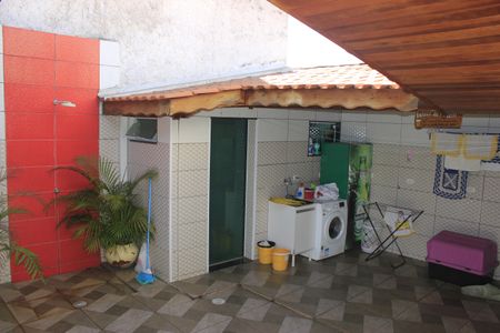 Apartamento à venda com 120m², 2 quartos e 2 vagasQuintal com lavanderia e churrasqueira