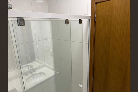 Apartamento para alugar com 100m², 3 quartos e 2 vagasBanheiro da Suíte